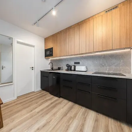 Iconic View Luxury In Old Town Apartment