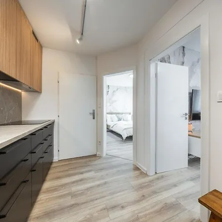 Iconic View Luxury In Old Town Apartman *